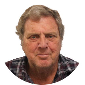 Dr-Chris-Bennett-GP-portrait-sugarland-family-practice-plus-avoca